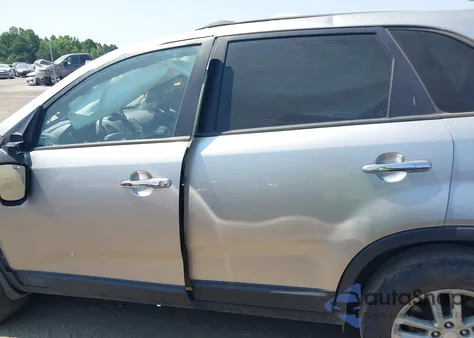 2014 Kia Sorento Lx from USA, damaged, VIN 5XYKT3A64EG445525